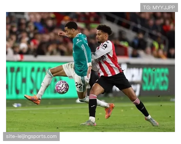 布伦特福德皮克福德铲倒沙德送点，开场三分钟点球打破平衡